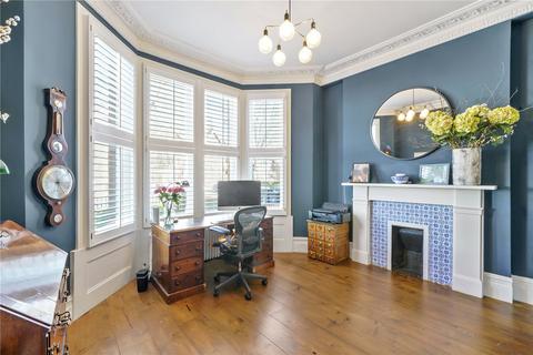 8 Inglis Road, London, W5 3RN