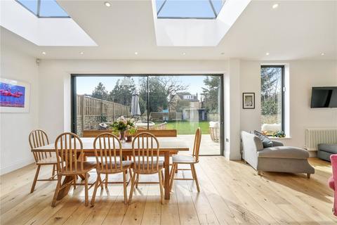 8 Inglis Road, London, W5 3RN