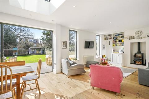 8 Inglis Road, London, W5 3RN