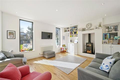 8 Inglis Road, London, W5 3RN
