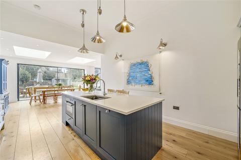 8 Inglis Road, London, W5 3RN