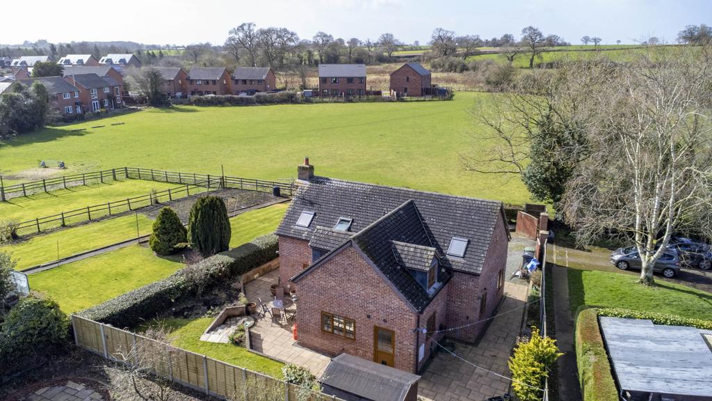 Church Green, Cockshutt SY12 3 bed detached house for sale £389,000