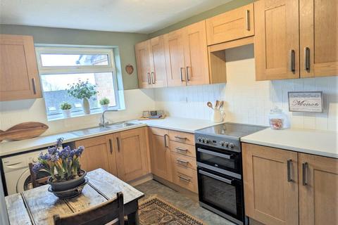 2 bedroom apartment to rent, Ridgeway Road, Redhill
