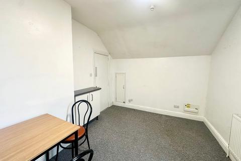 undefined, Foxhall Road, Nottingham, Nottinghamshire, NG7 6LH