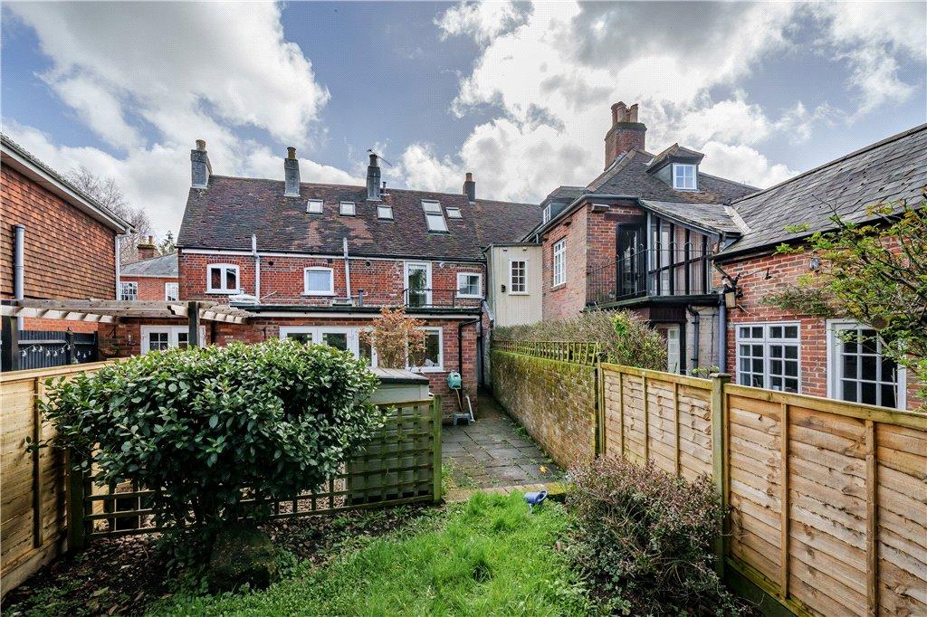 Middlebridge Street, Romsey, Hampshire 3 bed terraced house for sale