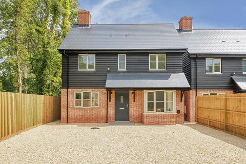 4 bedroom detached house for sale, Cracknore Hard Lane, Marchwood, Southampton, Hampshire, SO40