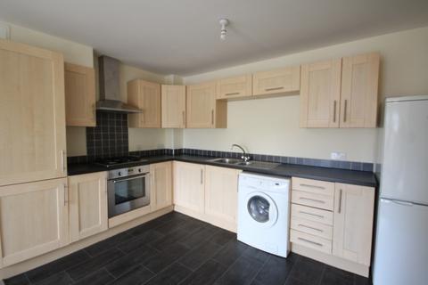 2 bedroom flat to rent, Main Road, Far Cotton, Northampton, NN4