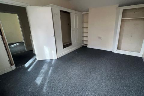 4 bedroom flat for sale - Flats 1 & 2, 42 St Albans Road, Stoneygate, Leicester, LE2 1GE