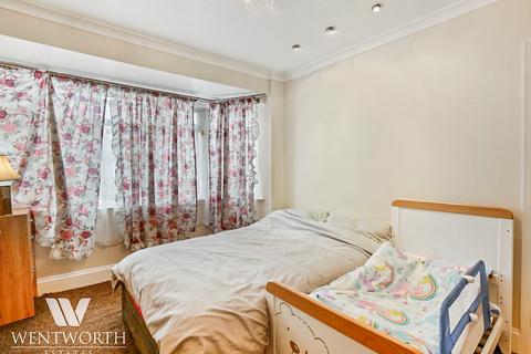 3 bedroom house for sale - Stanley Avenue, Dagenham, RM8