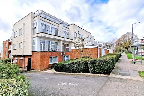 2 bedroom flat for sale, Wessex Court, The Avenue, Wembley, HA9