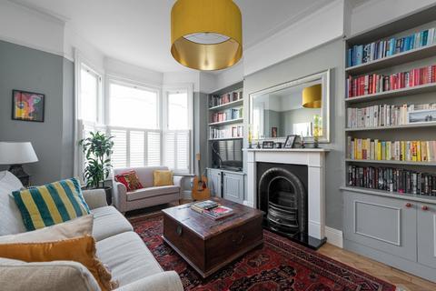 20 Ravensworth Road, London, NW10 5NR