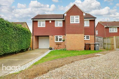 4 bedroom detached house for sale - Carriage Drive, Chelmsford