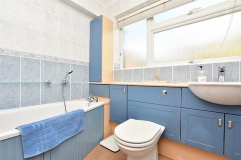 7 Millview Close, Reigate, RH2 0JD