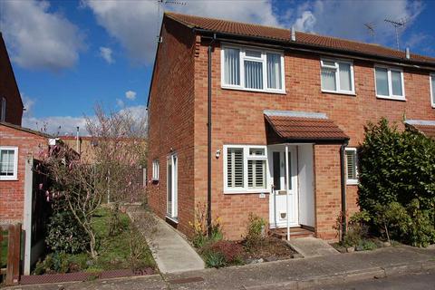 72 Henniker Gate, Chelmsford, CM2 6SB