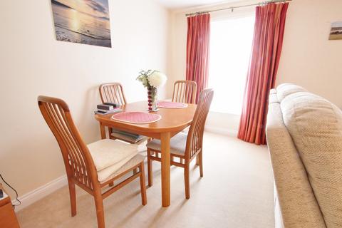 2 bedroom apartment for sale, Sir Christopher Court, Hythe