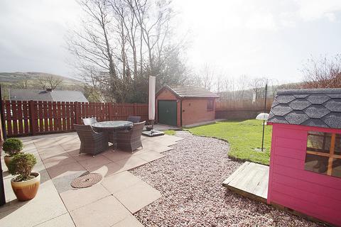 1 Church Meadow, Greenfield, Oldham, OL3 7LY