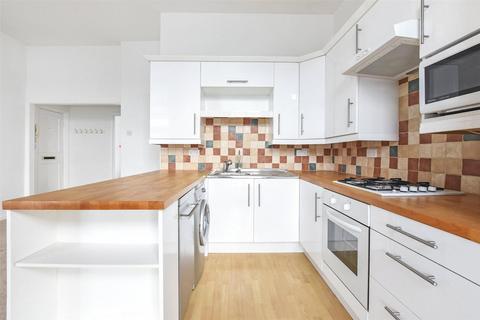 17 Lion Mills, London, E2 7ST