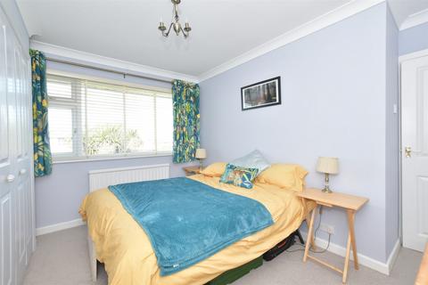 75 Broadmark Lane, Rustington, Littlehampton, BN16 2JA
