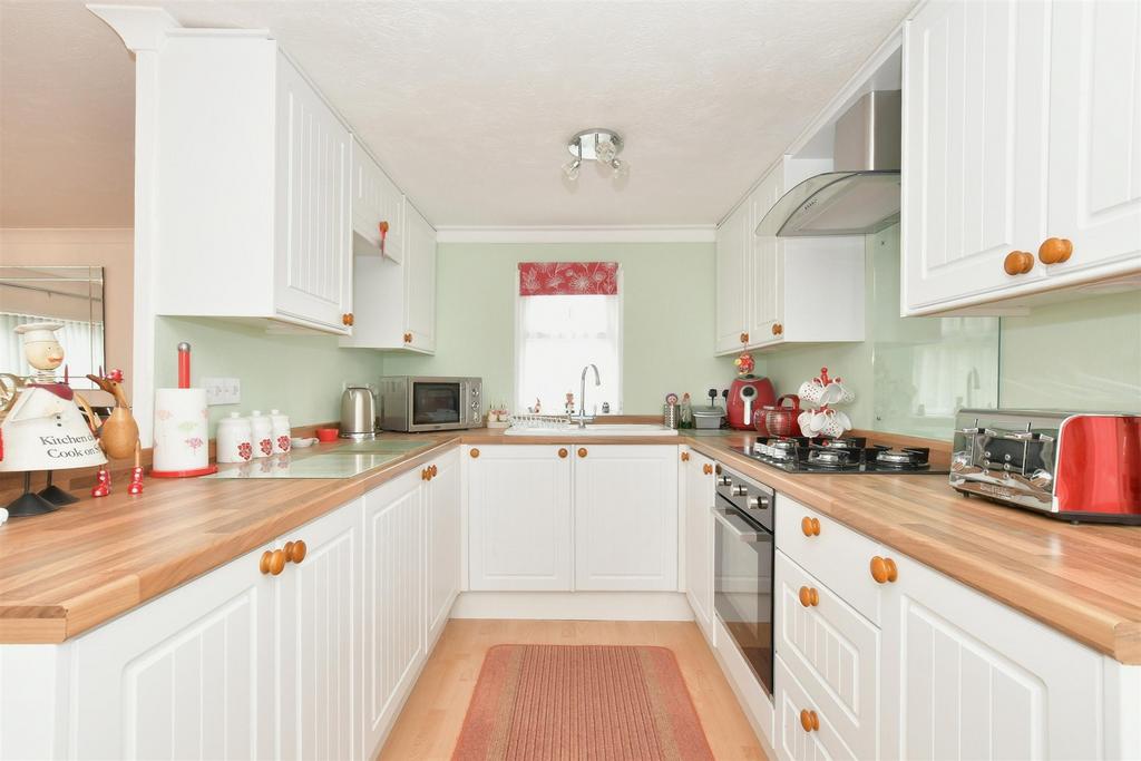 Living Room/ Kitchen