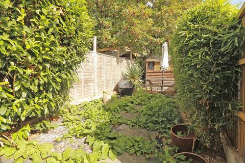 undefined, Elizabeth Terrace, Eltham, London SE9