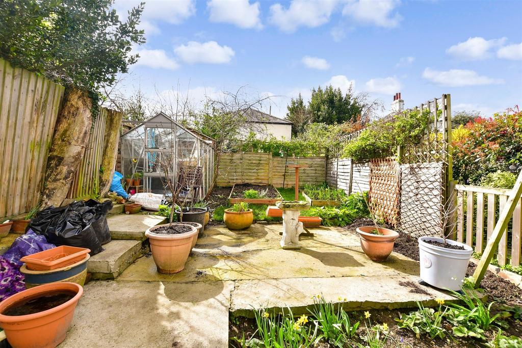 Walmer Castle Road, Walmer, Deal, Kent 1 bed apartment for sale £205,000