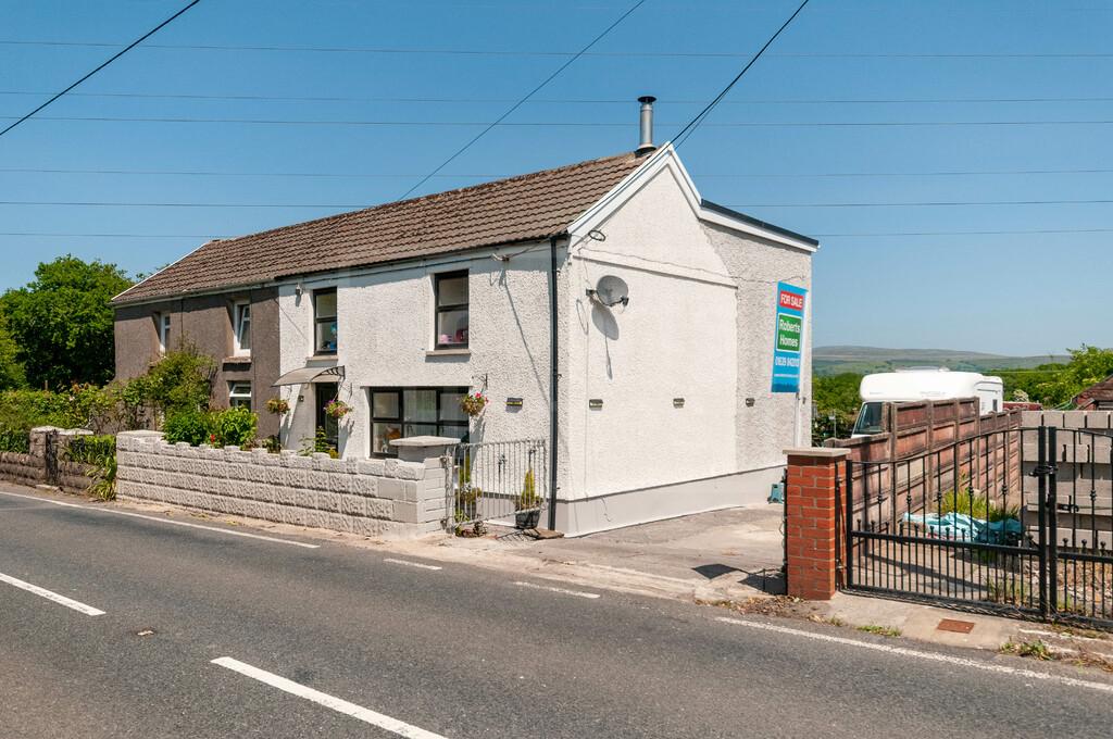 Penrhos Varteg Cottages, Neath Road, Ystradgynlais, Swansea 3 bed cottage for sale £275,000