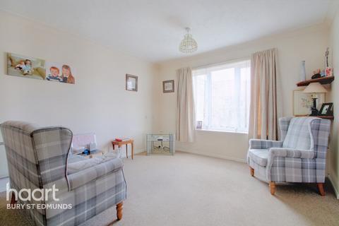 1 bedroom flat for sale, Cryspen Court, Bury St Edmunds