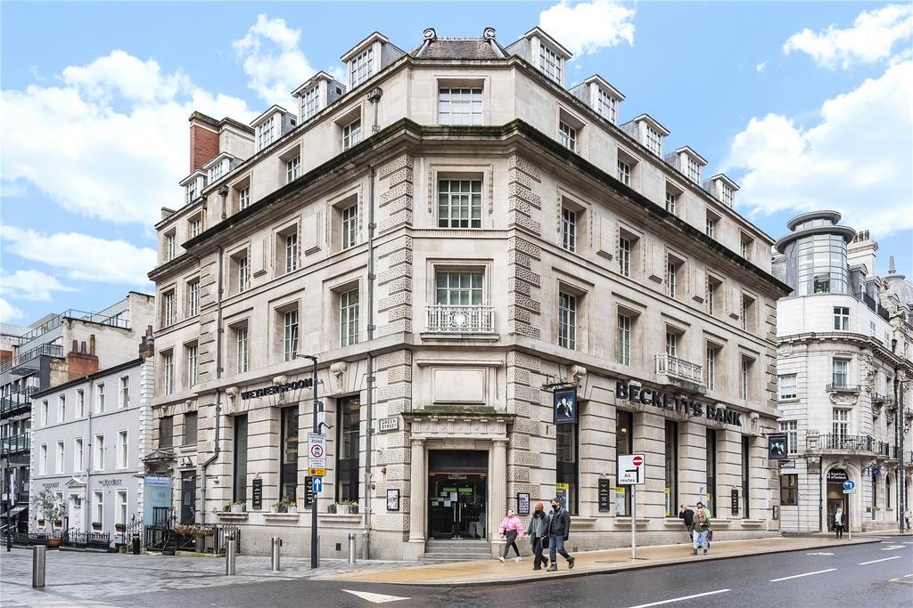 Park Row Apartments, 8 Greek Street... 2 bed apartment £1,750 pcm (£