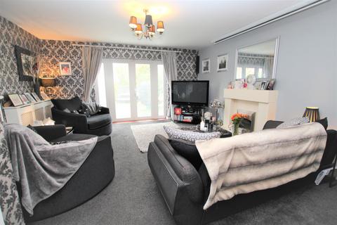 3 bedroom detached house for sale, Rochford Road, St. Osyth, Clacton-on-Sea