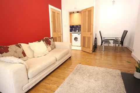 1 bedroom flat to rent, Broughton Road, Broughton, Edinburgh, EH7