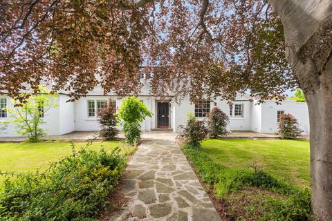 4 bedroom detached house to rent, Whitehouse Road, Edinburgh, EH4