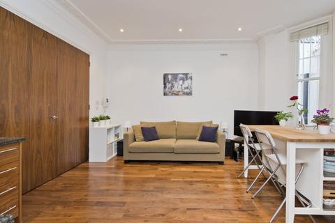 2 bedroom flat to rent, Castletown Road, London, Greater London, W14
