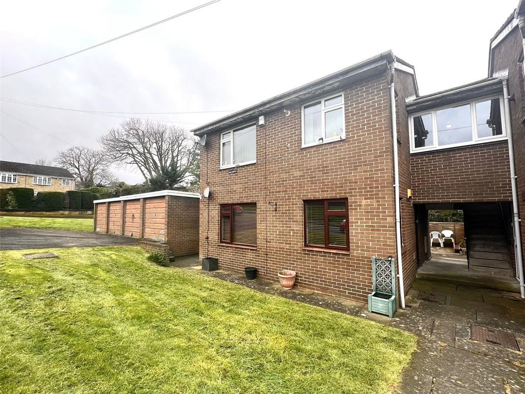 West View Avenue, Burley in... 1 bed flat £625 pcm (£144 pw)
