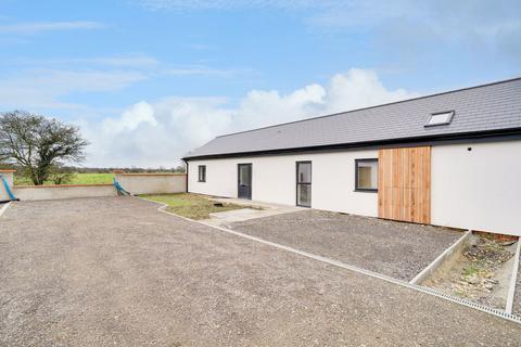 3 bedroom semi-detached bungalow for sale, 2 The Cobblestones, New Barns Lane, Conington, Cambs