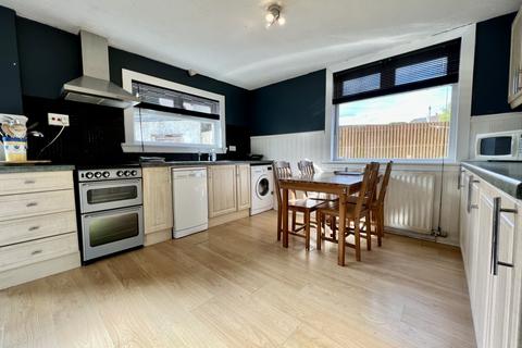 92 Milton Road, Kilbirnie, KA25 7HY