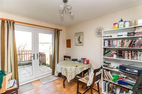 17 Bray Road, Holsworthy, EX22 6FJ