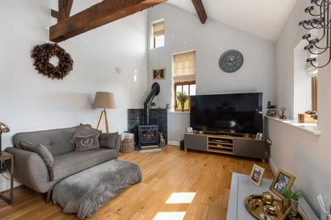 3 bedroom barn conversion for sale - Manston Court Road, Manston, Ramsgate
