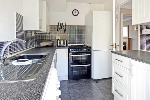 2 Bowland Close, Paignton, TQ4 7RT