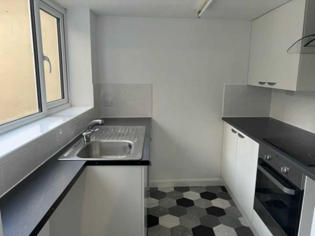 Warren Road, Torquay TQ2 12 bed block of apartments for sale £850,000