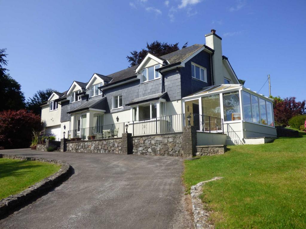 Green Lane, Newton Abbot TQ13 4 bed detached house £975,000