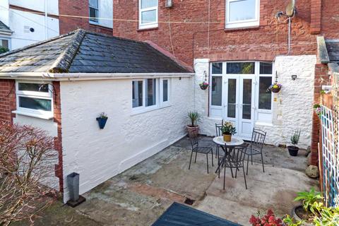 1 Whitstone Road, Paignton, TQ4 6EY