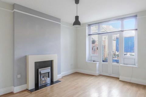 1 Whitstone Road, Paignton, TQ4 6EY