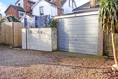 1 Whitstone Road, Paignton, TQ4 6EY