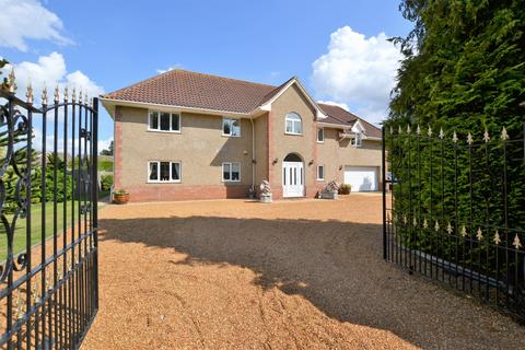 5 bedroom detached house for sale - Castle Rising Road, South Wootton