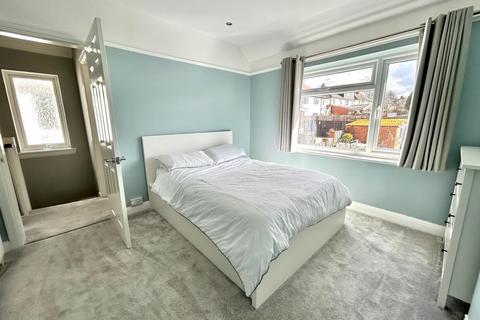 5 Dunard Road, Shirley, Solihull, B90 2HR