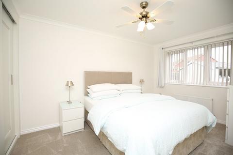 5 Alan Smith Close, Polesworth, Tamworth, B78 1PU