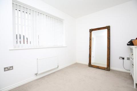 5 Alan Smith Close, Polesworth, Tamworth, B78 1PU