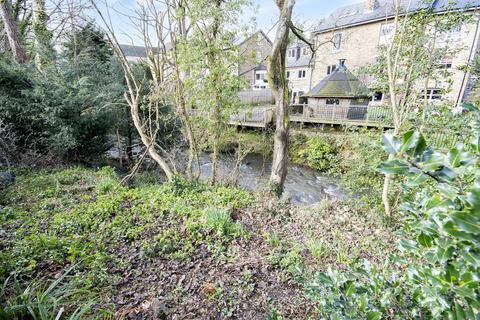 4 Abbey Lane Dell, Sheffield, S8 0BZ