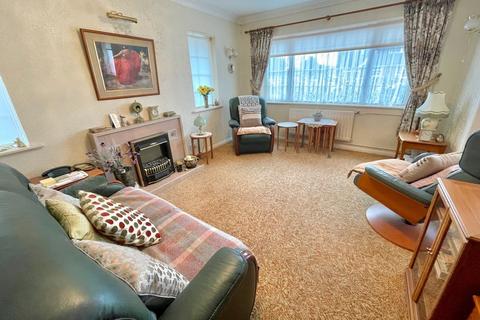 4 Box Tree Avenue, Rustington, Littlehampton, BN16 2RA