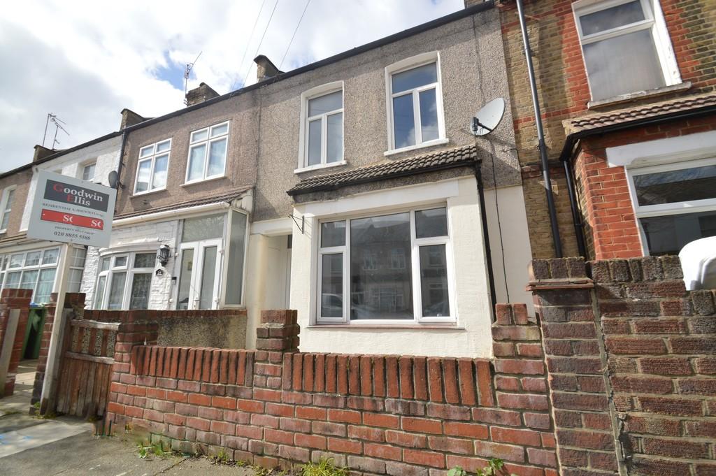 Flaxton Road, London, SE18 2JR 2 bed terraced house £1,650 pcm (£381 pw)